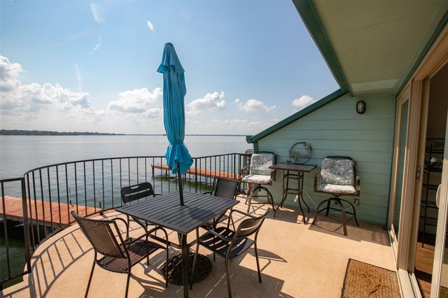 7041 Kingston Cove Ln 255, Willis, TX 77318