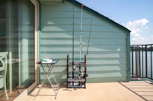 7041 Kingston Cove Ln 255, Willis, TX 77318