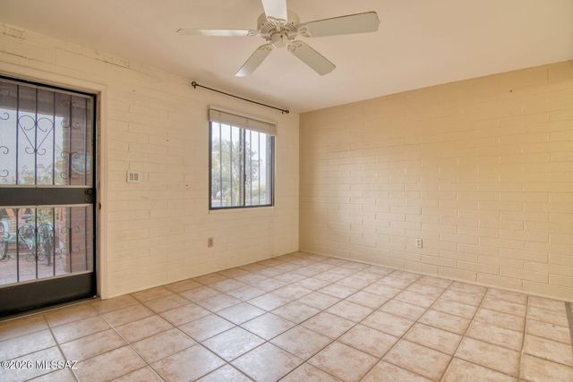 366 S La Canada Dr Unit A, Green Valley, AZ 85614