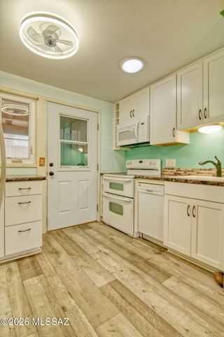 366 S La Canada Dr Unit A, Green Valley, AZ 85614