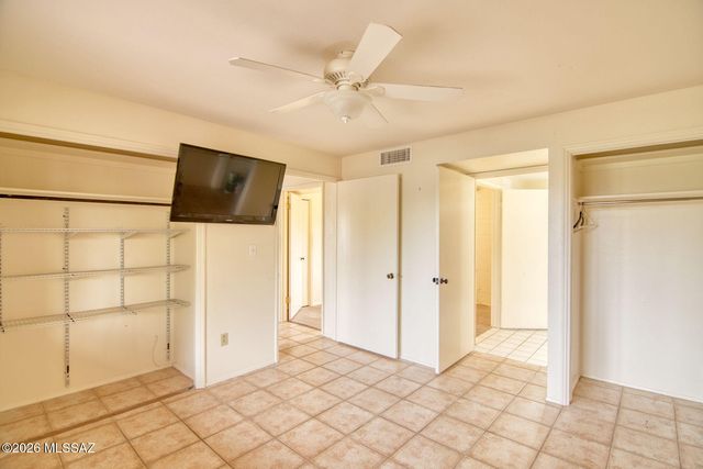 366 S La Canada Dr Unit A, Green Valley, AZ 85614