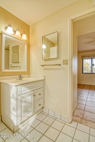 366 S La Canada Dr Unit A, Green Valley, AZ 85614