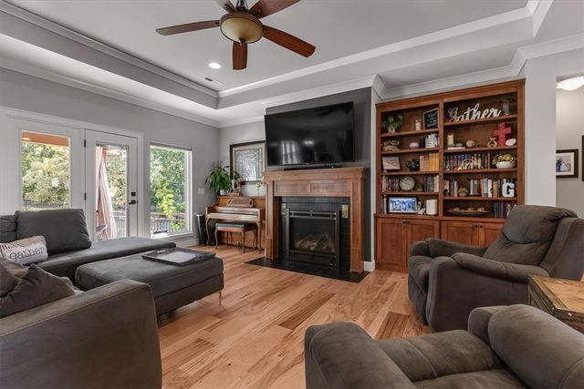 2633 Secretariat Avenue, Springdale, AR 72762