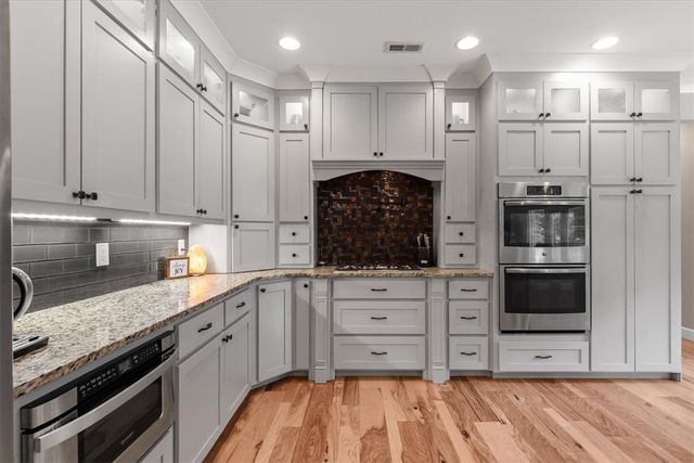 2633 Secretariat Avenue, Springdale, AR 72762