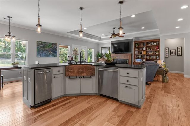 2633 Secretariat Avenue, Springdale, AR 72762