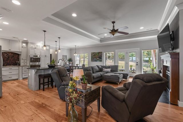 2633 Secretariat Avenue, Springdale, AR 72762