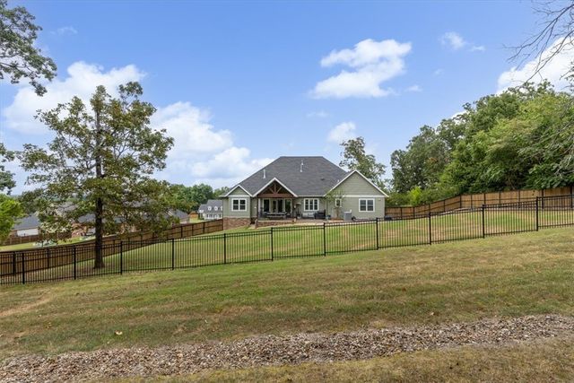 2633 Secretariat Avenue, Springdale, AR 72762