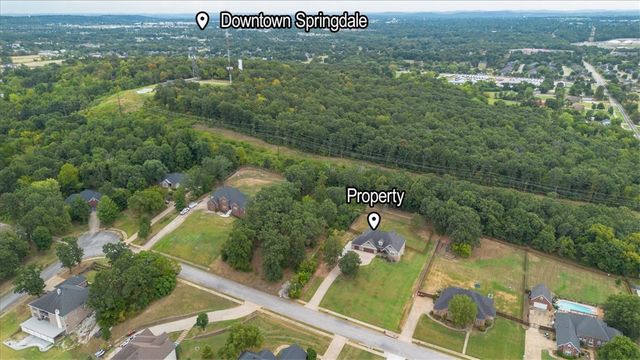 2633 Secretariat Avenue, Springdale, AR 72762