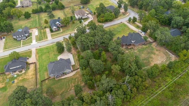 2633 Secretariat Avenue, Springdale, AR 72762