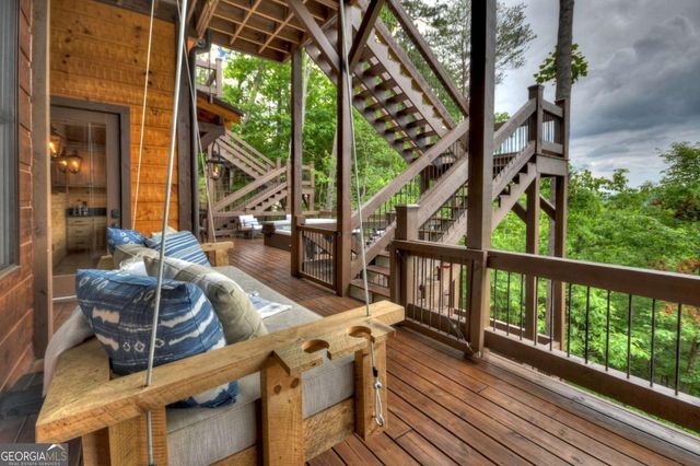 436 Geronimo Road, Blue Ridge, GA 30513