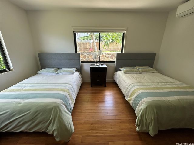 28 Moloaa Street, Honolulu, HI 96825