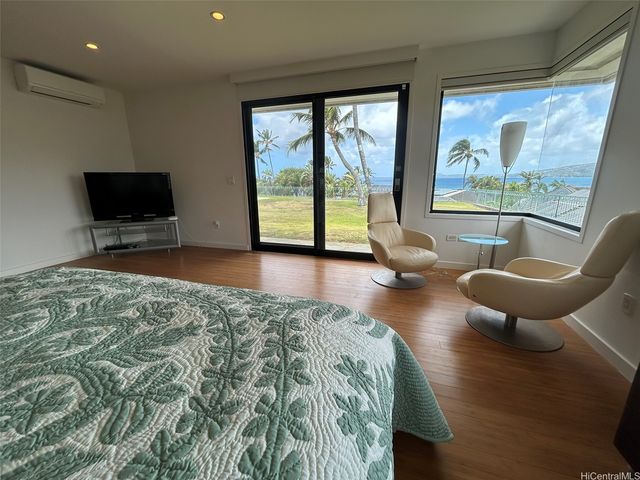 28 Moloaa Street, Honolulu, HI 96825