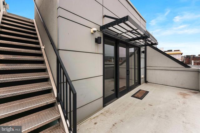 152 VINE ST, Philadelphia, PA 19106