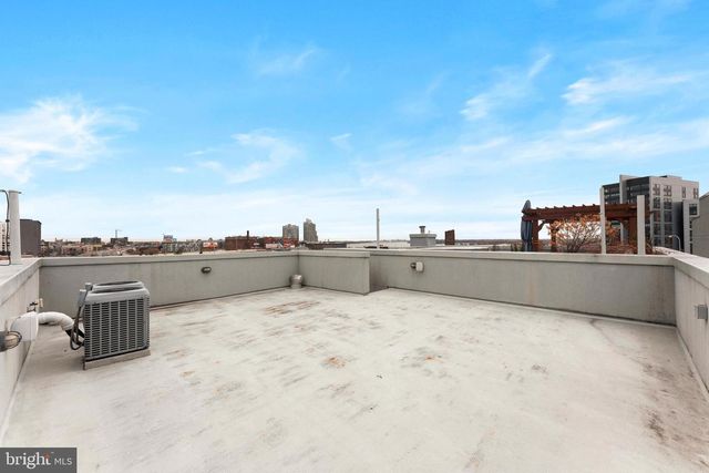 152 VINE ST, Philadelphia, PA 19106