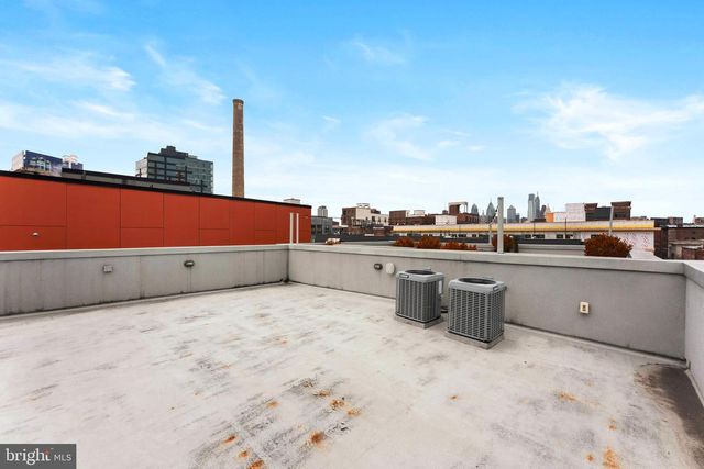 152 VINE ST, Philadelphia, PA 19106