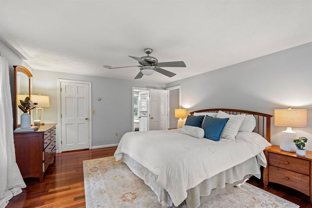 12 Magazine Street, Bedford, NH 03110