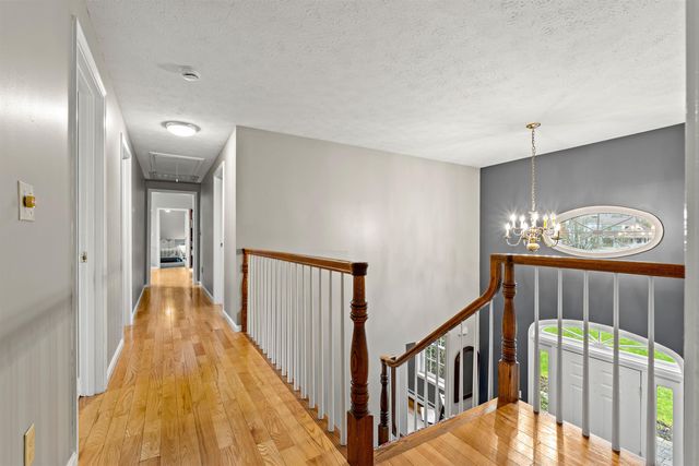 12 Magazine Street, Bedford, NH 03110