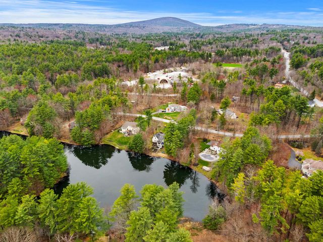 12 Magazine Street, Bedford, NH 03110