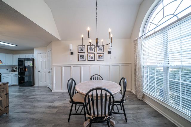 120 CLAY HILLS DR, Oakland, TN 38060