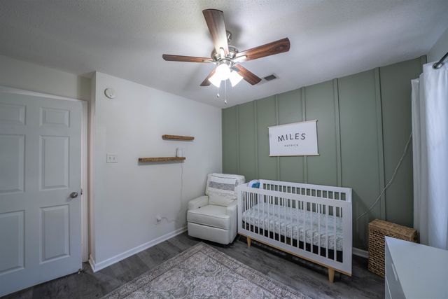 120 CLAY HILLS DR, Oakland, TN 38060