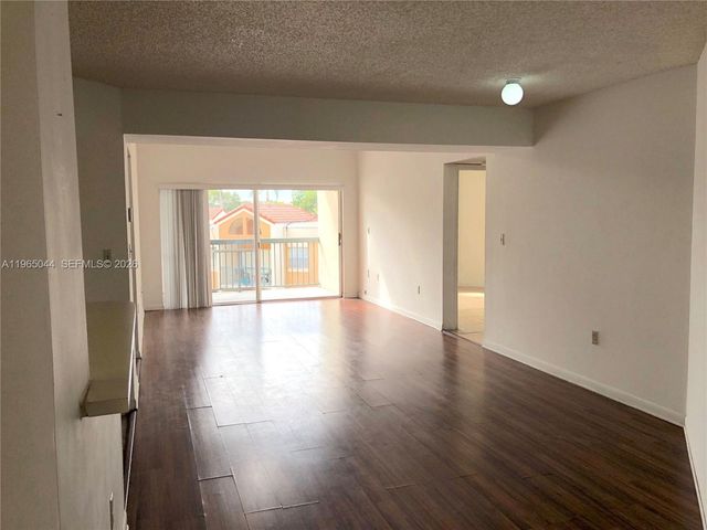 6280 NW 186th St 311, Hialeah, FL 33015