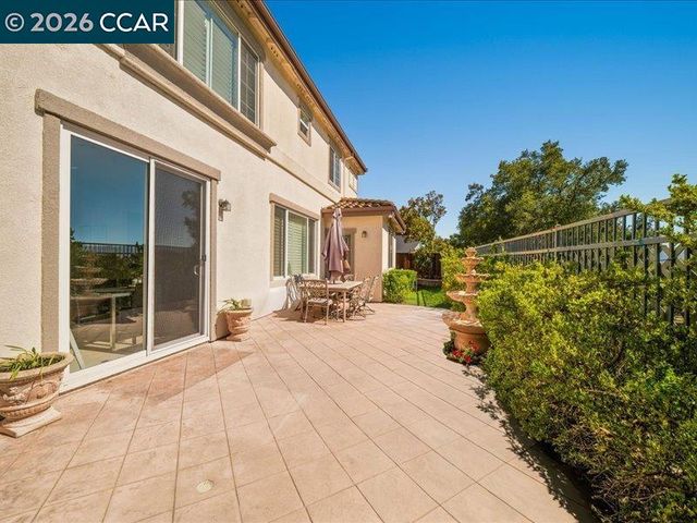 5146 S Forestdale Cir, Dublin, CA 94568