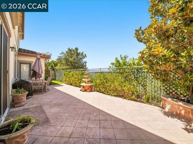 5146 S Forestdale Cir, Dublin, CA 94568