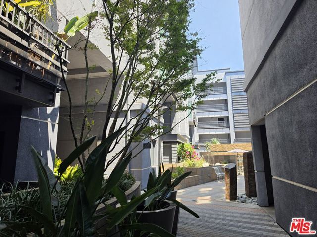 629 Traction Avenue 227, Los Angeles, CA 90013