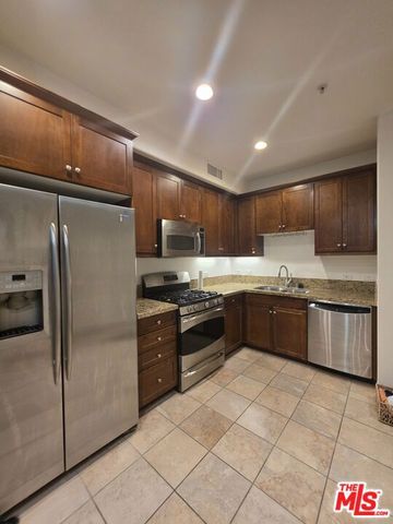 629 Traction Avenue 227, Los Angeles, CA 90013