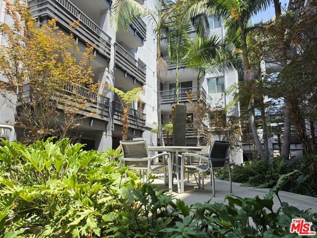 629 Traction Avenue 227, Los Angeles, CA 90013