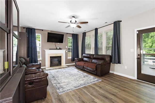 3010 Elmore CIR, Suffolk, VA 23434
