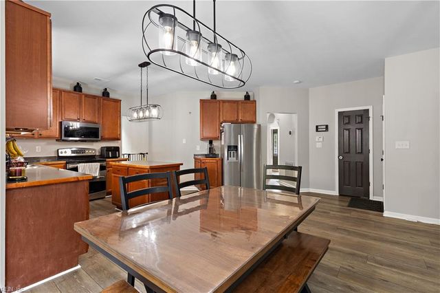 3010 Elmore CIR, Suffolk, VA 23434