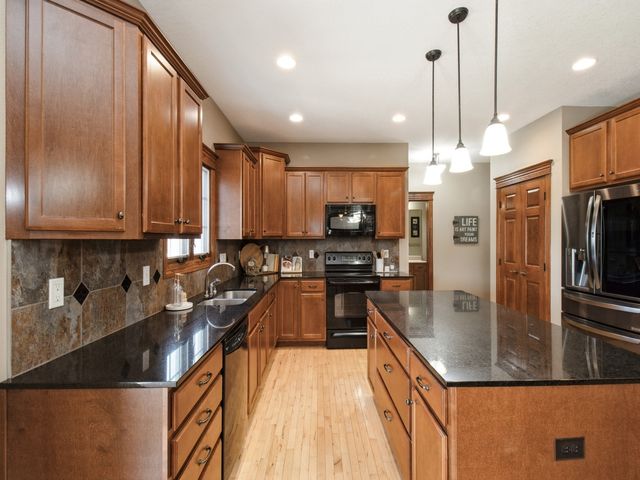 1835 SE Hillside Drive, Ankeny, IA 50021