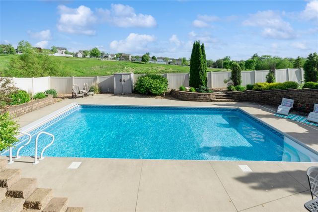 1835 SE Hillside Drive, Ankeny, IA 50021