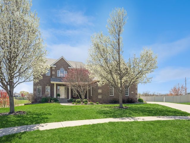 1835 SE Hillside Drive, Ankeny, IA 50021