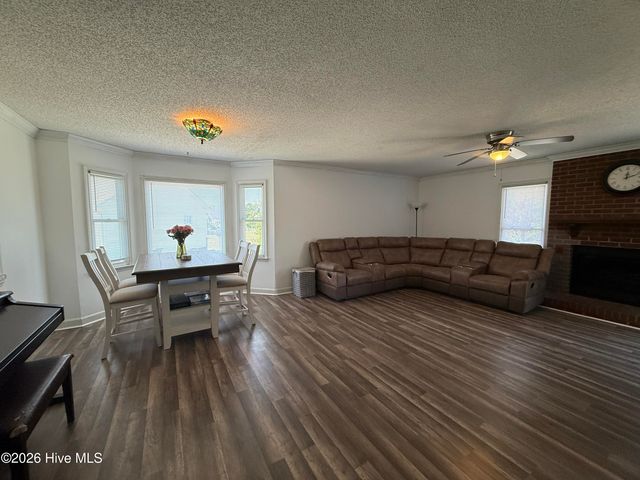 2146 Vale Court, Winterville, NC 28590
