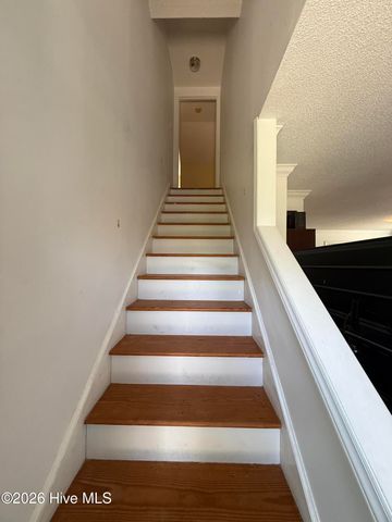 2146 Vale Court, Winterville, NC 28590