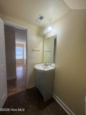 2146 Vale Court, Winterville, NC 28590