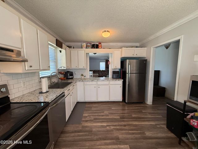 2146 Vale Court, Winterville, NC 28590