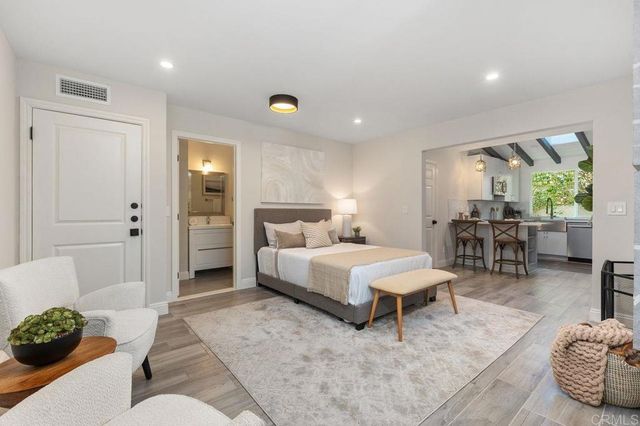 6829 Corintia Street, Carlsbad, CA 92009