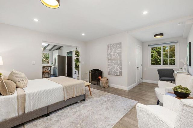 6829 Corintia Street, Carlsbad, CA 92009