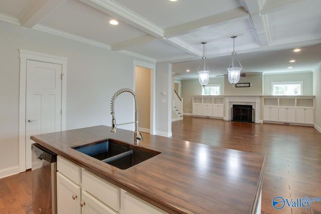 10016 Conrad Drive, Huntsville, AL 35803