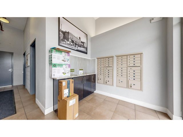 204 Maple St 403, Fort Collins, CO 80521