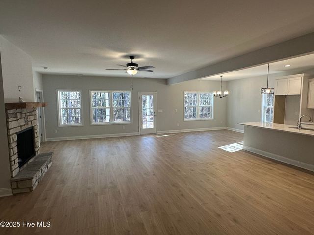 363 Chestnut Drive, Vass, NC 28394