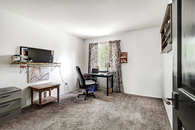 911 Country Club Drive SE APT E, Rio Rancho, NM 87124