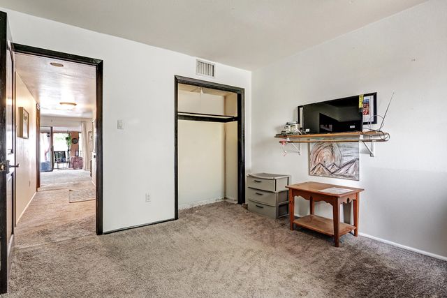 911 Country Club Drive SE APT E, Rio Rancho, NM 87124