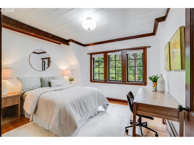 920 FAIRWAY Rd, Lake Oswego, OR 97034