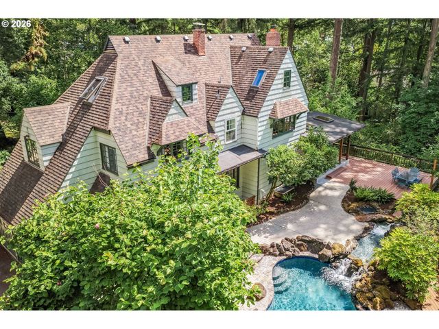 920 FAIRWAY Rd, Lake Oswego, OR 97034