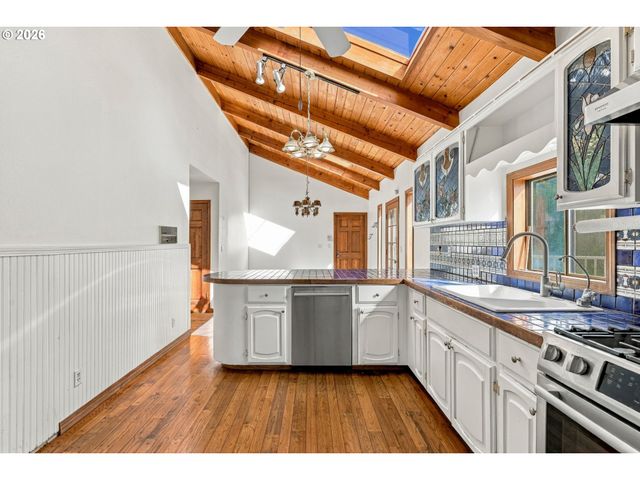 3102 Nw 16TH Ave, Camas, WA 98607