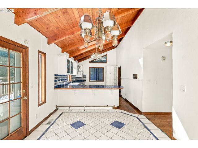 3102 Nw 16TH Ave, Camas, WA 98607